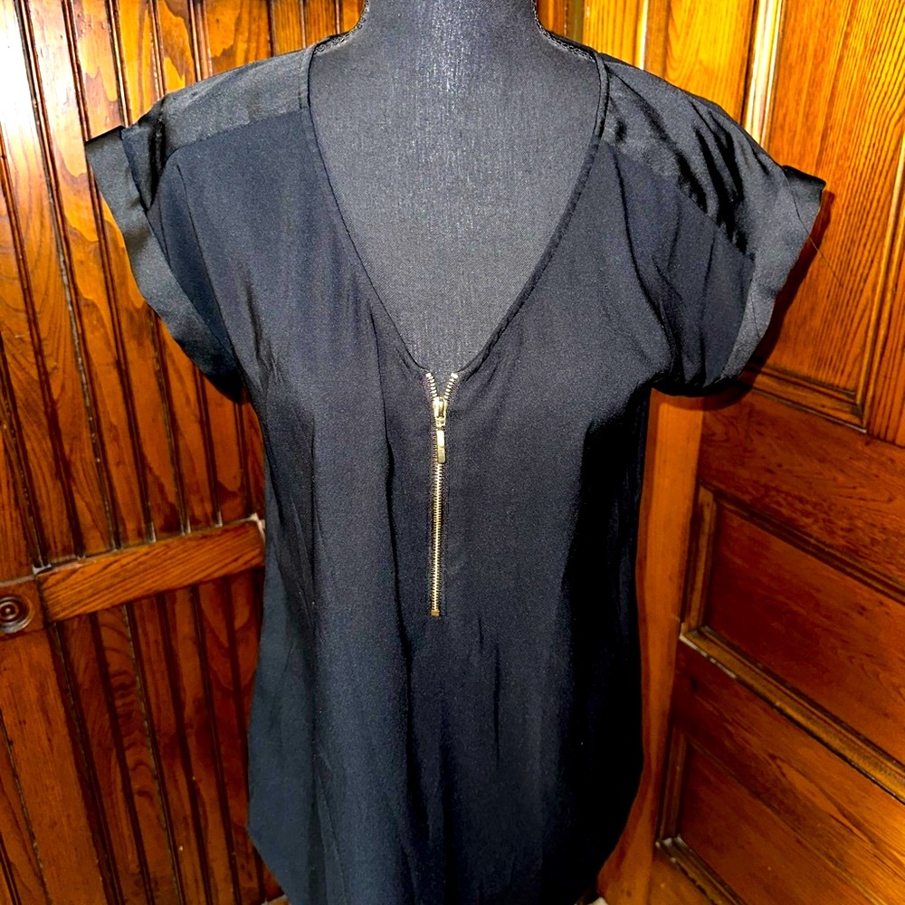 Express Black Relaxed Zipper Blouse